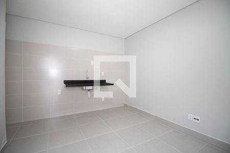 Sala/Cozinha de kitnet/studio para alugar com 1 quarto, 25m² em Ceilândia Norte (ceilândia), Brasília