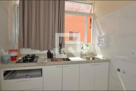 Cozinha de casa de condomínio para alugar com 1 quarto, 30m² em Recreio dos Bandeirantes, Rio de Janeiro