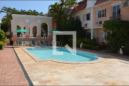 Casa de condomínio para alugar com 30m², 1 quarto e sem vaga Casa de condomínio para alugar com 30m², 1 quarto e sem vagaÁrea comum - Piscina