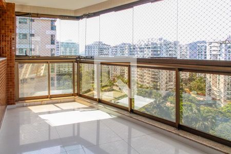 Varanda de apartamento para alugar com 3 quartos, 150m² em Barra da Tijuca, Rio de Janeiro