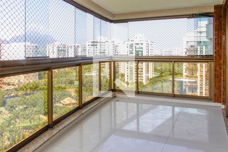 Varanda de apartamento para alugar com 3 quartos, 150m² em Barra da Tijuca, Rio de Janeiro