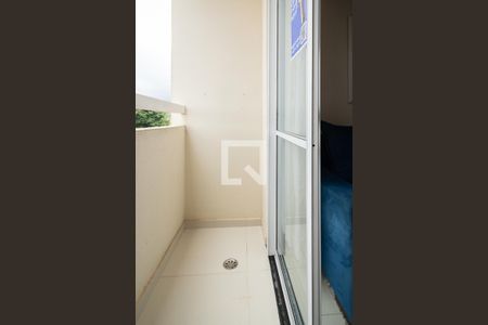 Sacada  de apartamento para alugar com 2 quartos, 56m² em Bairro dos Casa, São Bernardo do Campo