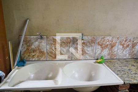 Casa à venda com 200m², 3 quartos e 2 vagas Casa à venda com 200m², 3 quartos e 2 vagasÁrea de Serviço