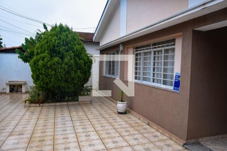 Quintal de casa à venda com 3 quartos, 200m² em Vila Miranda, Sumaré