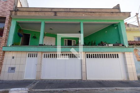 Casa à venda com 150m², 3 quartos e 2 vagasFachada