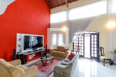 Sala de casa à venda com 3 quartos, 520m² em Vila Leonor, São Paulo