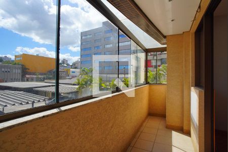 Sala - Varanda de apartamento para alugar com 3 quartos, 92m² em Passo da Areia, Porto Alegre