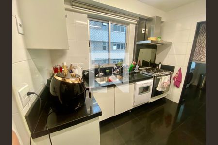 Cozinha de apartamento à venda com 4 quartos, 160m² em São Pedro, Belo Horizonte