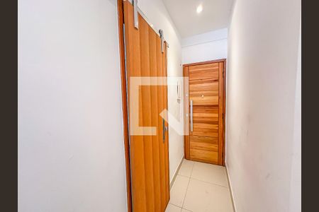 Apartamento para alugar com 54m², 2 quartos e sem vaga Apartamento para alugar com 54m², 2 quartos e sem vagaPorta