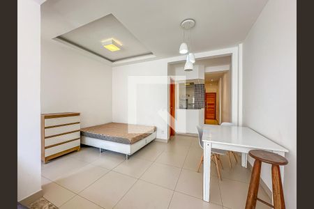 Apartamento para alugar com 54m², 2 quartos e sem vaga Apartamento para alugar com 54m², 2 quartos e sem vagaSala