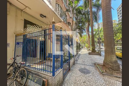 Apartamento para alugar com 54m², 2 quartos e sem vaga Apartamento para alugar com 54m², 2 quartos e sem vagaFachada
