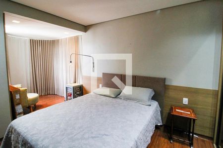 Quarto de apartamento para alugar com 1 quarto, 55m² em Lourdes, Belo Horizonte