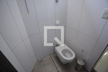 Casa à venda com 212m², 3 quartos e 4 vagasBanheiro