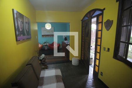 Sala de casa à venda com 3 quartos, 212m² em Alto Caiçaras, Belo Horizonte