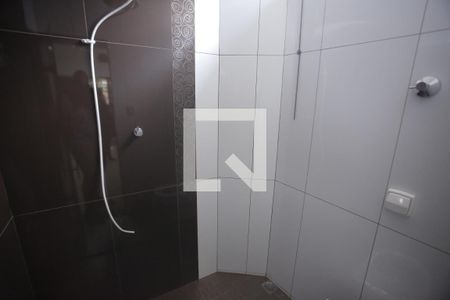 Casa à venda com 212m², 3 quartos e 4 vagasBanheiro