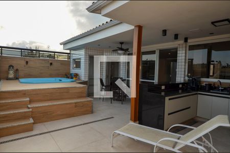 Apartamento à venda com 500m², 4 quartos e 2 vagas Apartamento à venda com 500m², 4 quartos e 2 vagasÁrea externa