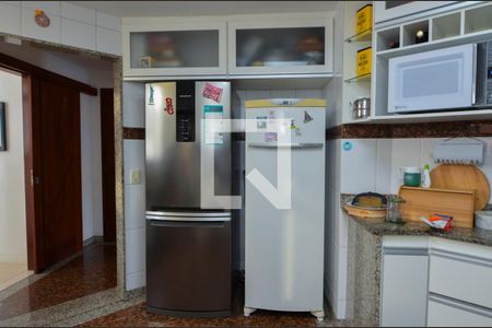 Apartamento à venda com 500m², 4 quartos e 2 vagas Apartamento à venda com 500m², 4 quartos e 2 vagasCozinha