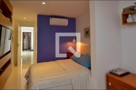 Apartamento à venda com 500m², 4 quartos e 2 vagas Apartamento à venda com 500m², 4 quartos e 2 vagasQuarto