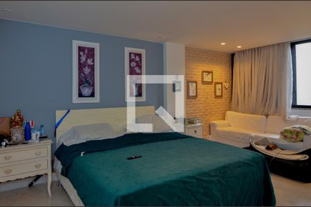 Apartamento à venda com 500m², 4 quartos e 2 vagas Apartamento à venda com 500m², 4 quartos e 2 vagasQuarto