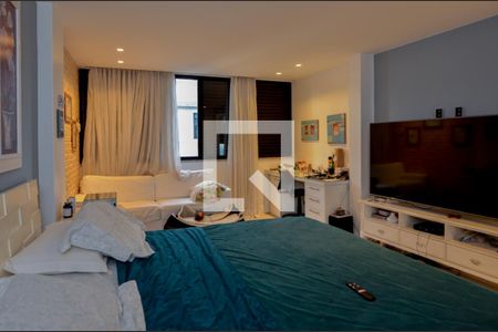 Apartamento à venda com 500m², 4 quartos e 2 vagas Apartamento à venda com 500m², 4 quartos e 2 vagasQuarto