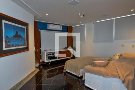 Apartamento à venda com 500m², 4 quartos e 2 vagas Apartamento à venda com 500m², 4 quartos e 2 vagasQuarto