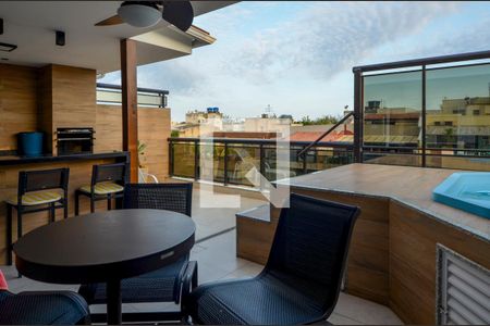 Apartamento à venda com 500m², 4 quartos e 2 vagas Apartamento à venda com 500m², 4 quartos e 2 vagasÁrea externa