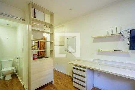 Sala/Quarto de kitnet/studio para alugar com 0 quarto, 18m² em Centro Histórico, Porto Alegre