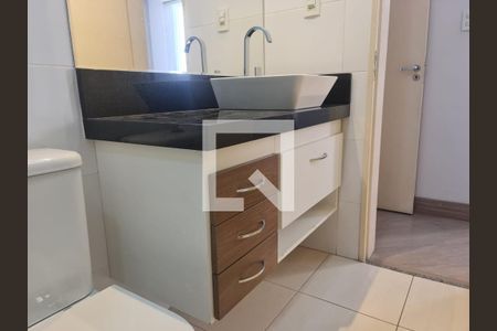 Apartamento para alugar com 83m², 2 quartos e 2 vagas Apartamento para alugar com 83m², 2 quartos e 2 vagasBanheiro da Suíte
