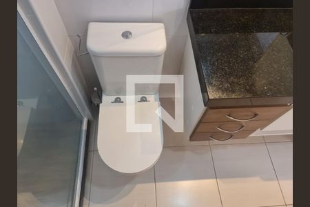 Apartamento para alugar com 83m², 2 quartos e 2 vagas Apartamento para alugar com 83m², 2 quartos e 2 vagasBanheiro da Suíte