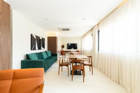 Apartamento para alugar com 31m², 1 quarto e sem vaga Apartamento para alugar com 31m², 1 quarto e sem vagaÁrea comum - Salão de Festas