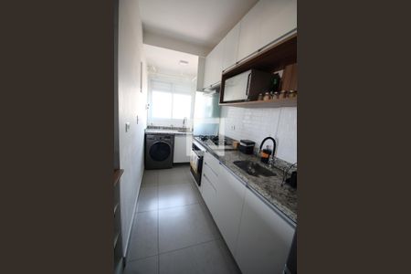 Apartamento à venda com 48m², 2 quartos e 2 vagasCozinha e Área de Serviço
