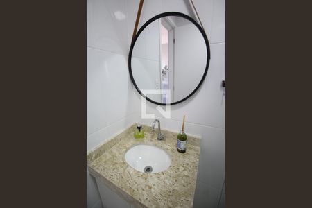 Apartamento à venda com 48m², 2 quartos e 2 vagasBanheiro Social