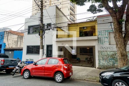 Casa à venda com 140m², 3 quartos e 2 vagasFachada