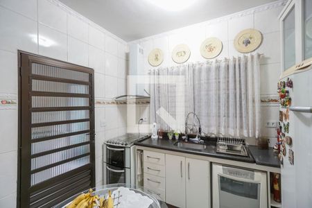Casa à venda com 140m², 3 quartos e 2 vagasCozinha