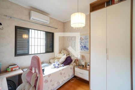 Casa à venda com 140m², 3 quartos e 2 vagasQuarto