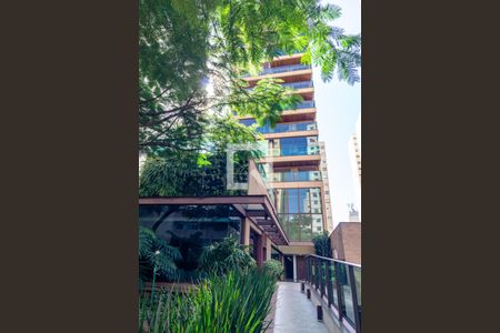 Apartamento para alugar com 182m², 2 quartos e 3 vagasFachada