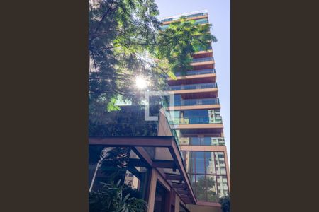 Apartamento para alugar com 182m², 2 quartos e 3 vagasFachada