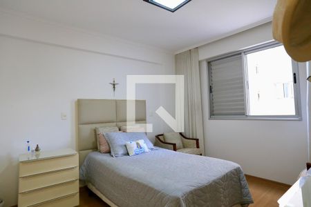 Suíte de apartamento para alugar com 4 quartos, 150m² em Funcionários, Belo Horizonte