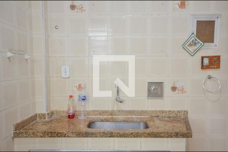 Apartamento à venda com 71m², 2 quartos e sem vagaCozinha