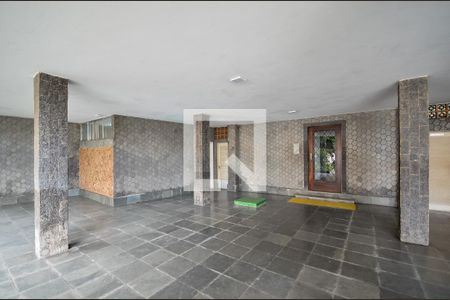 Apartamento à venda com 71m², 2 quartos e sem vagaHall