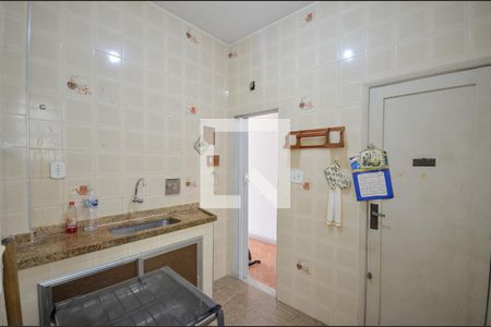 Apartamento à venda com 71m², 2 quartos e sem vagaCozinha