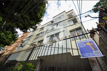 Apartamento à venda com 71m², 2 quartos e sem vagaFachada