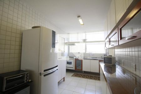 Apartamento para alugar com 133m², 2 quartos e 1 vagaCozinha