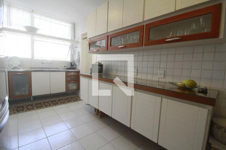 Apartamento para alugar com 133m², 2 quartos e 1 vagaCozinha