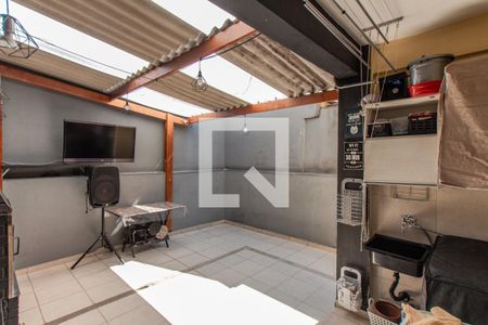 Casa à venda com 161m², 4 quartos e 3 vagas Casa à venda com 161m², 4 quartos e 3 vagasÁrea de Serviço e Espaço Gourmet