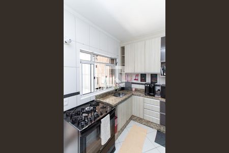 Casa à venda com 161m², 4 quartos e 3 vagas Casa à venda com 161m², 4 quartos e 3 vagasCozinha