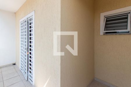 Casa à venda com 161m², 4 quartos e 3 vagas Casa à venda com 161m², 4 quartos e 3 vagasVaranda da Suíte 1