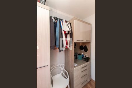 Casa à venda com 161m², 4 quartos e 3 vagas Casa à venda com 161m², 4 quartos e 3 vagasQuarto 2