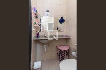 Casa à venda com 161m², 4 quartos e 3 vagas Casa à venda com 161m², 4 quartos e 3 vagasBanheiro da Suíte 2