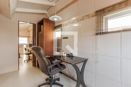 Casa à venda com 150m², 2 quartos e 3 vagas Casa à venda com 150m², 2 quartos e 3 vagasEscritório 1